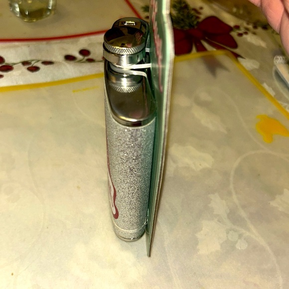 Stainless steel hip flask - Picture 4 of 6